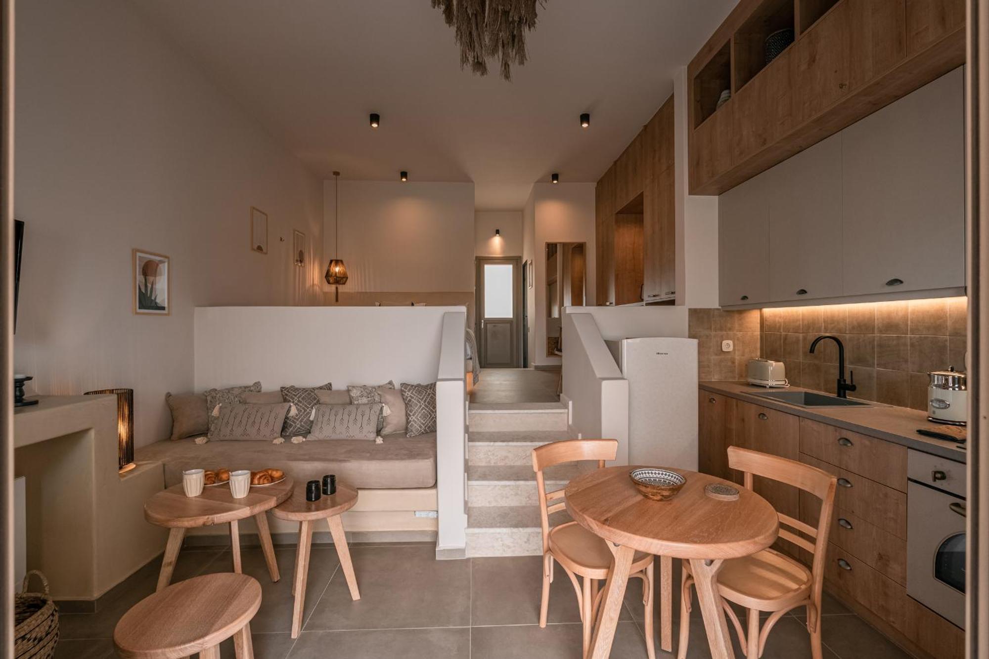 Living Moments Villa Фира Екстериор снимка