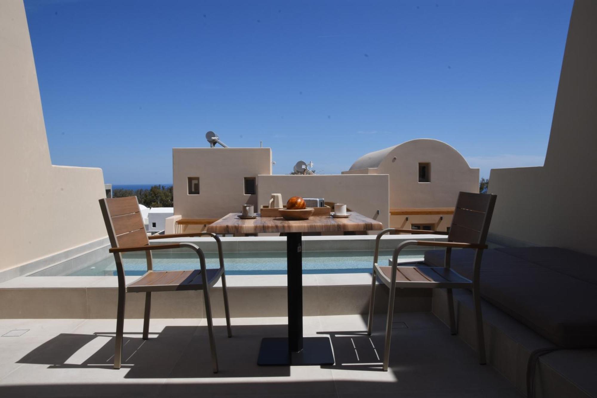 Living Moments Villa Фира Екстериор снимка