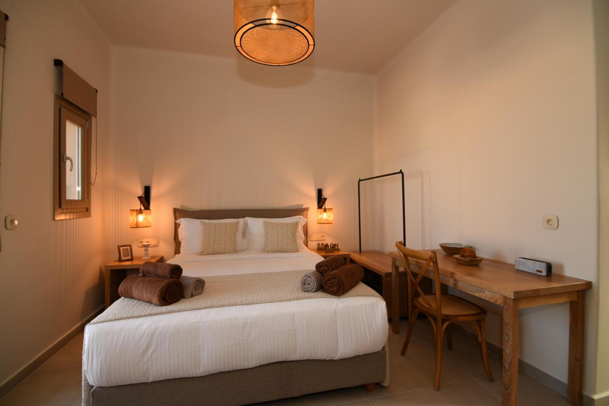 Living Moments Villa Фира Екстериор снимка