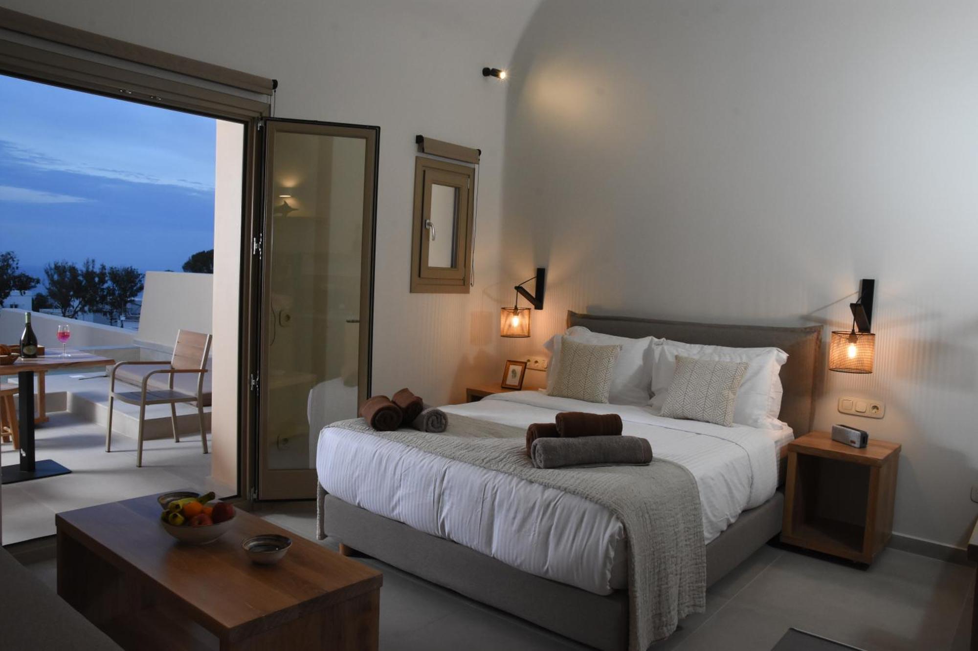 Living Moments Villa Фира Екстериор снимка